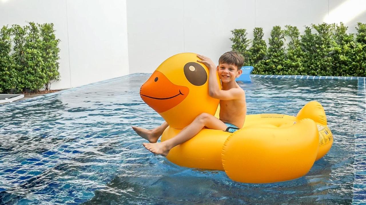 Happy Family Villa Phuket المظهر الخارجي الصورة